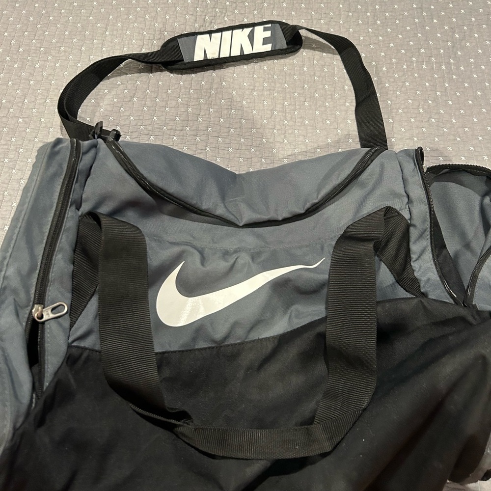 Nike duffel bag
